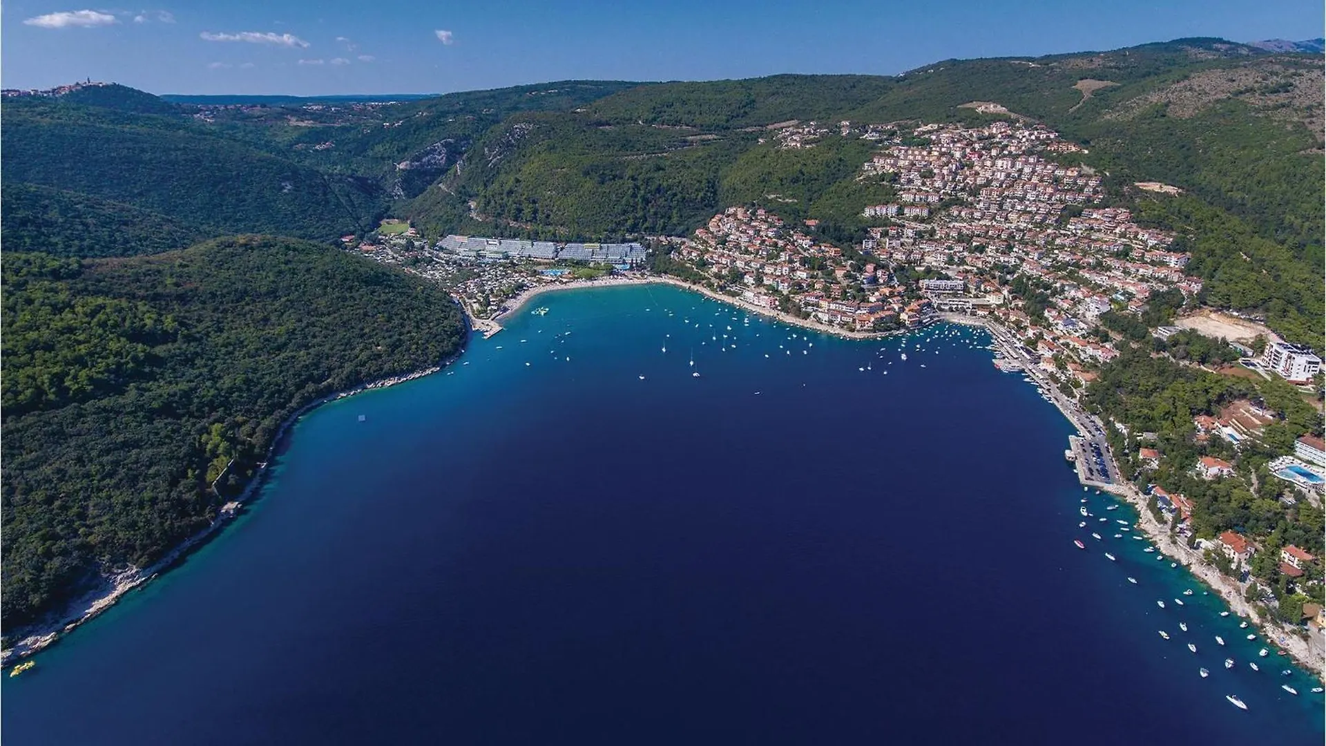 Gorgeous Apartment In Rabac With Wifi